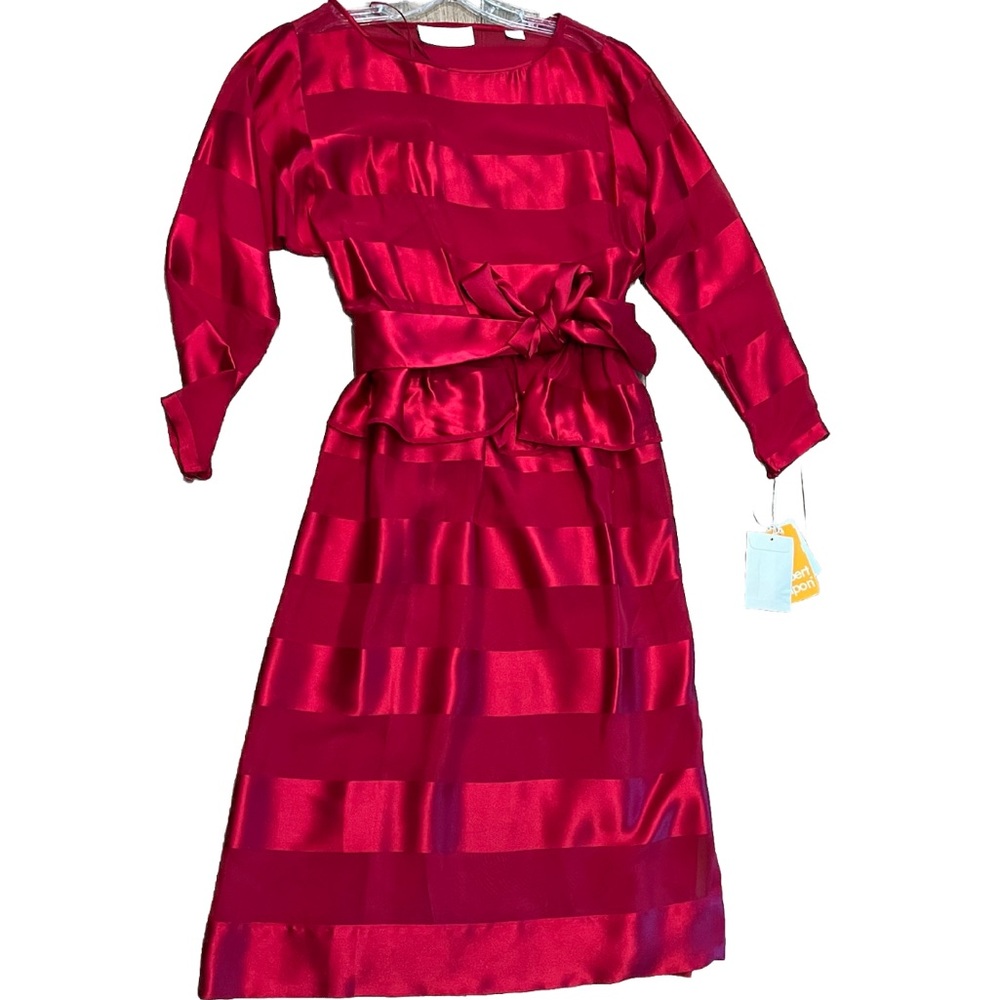 NWT Vintage 100% Silk Slip Layered Satin See Through Peplum‎ Gown 6 Red Belted